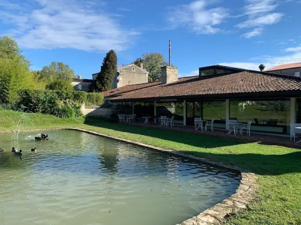 Relais du Bois Saint Georges - 饭店 - 假期及周末游在Saintes