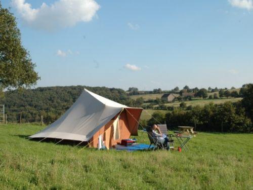 Sans Parure ; chambre d'hôte et gîtes - Campingplatz