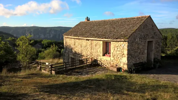 Traditionelles Haus - causse Méjean - Ferienunterkunft - Urlaub & Wochenende in Saint-Pierre-des-Tripiers