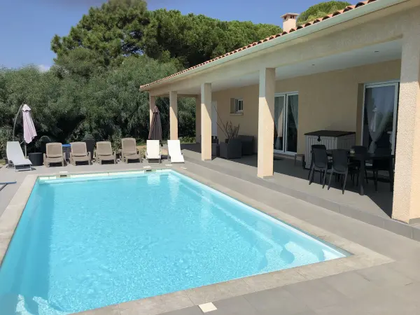 Villa Bucht von Ancona - Ferienunterkunft - Urlaub & Wochenende in Calcatoggio