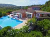 Villa Riviera Porticcio 14p / 2 piscinas / Vista - Alquiler - Vacaciones y fines de semana en Pietrosella