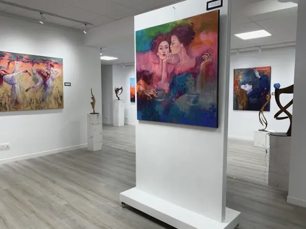 Visite de la galerie d'art ArtZone - Activité - Vacances & week-end à Montrond-les-Bains