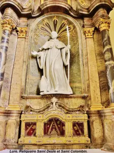 Реликварий Святого Десла и Святого Коломбана в церкви Святого Мартина (© Жан Эспират)