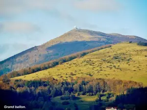 Вершина гранд-бал, видная с перевала Амик (© Jean Espirat)