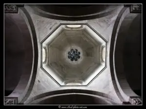 Saint-Junienの教会のドーム（©Axel-Photo-Art）