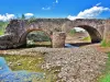 Mourgues小溪上的罗马桥（©Jean Espirat）