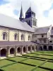 Klostergarten Glockenturm der Kirche (© Jean Espirat)