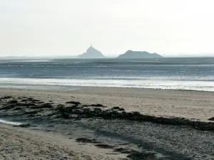 baai van Mont-Saint-Michel, Bezem strand en vooroevers