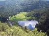 悪魔の岩から見たリターンの湖(©ジャン・エスピラ)