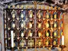Gitter in der Krypta der Kathedrale geschnitzt (© JE)