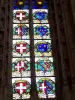 Stained glass coat of arms (© Jean Espirat)