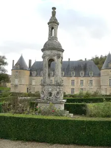 Château de Bussy-Rabutin (© Frantz)