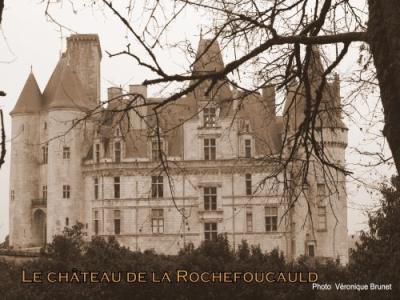 Le Chateau De La Rochefoucauld Guide Tourisme Vacances
