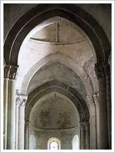 L'intérieur de l'église Saint-Pierre