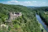 Château de Chouvigny surplombant la Sioule