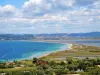 Panorama des Almanarre Strandes, von den Ruinen der Burg von Giens (© JE)