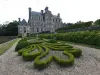 Uitzicht op het kasteel vanuit de tuin van de Vier Jaargetijden