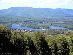 Panorama of the lake from the Salbert ( © Jean Espirat )