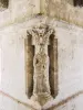 Sculpture d'une colonnette du cloître (© J.E)