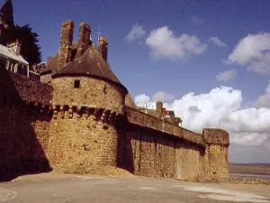 Les remparts (© Jean Espirat)