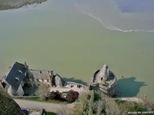 Arrivée du mascaret, vue de l'esplanade supérieure (© J.E)