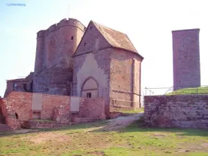 keep and chapel of the fortress of Lichtenberg (© JE)