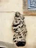 Faucogney - Vierge à l'enfant, contre un mur (© Jean Espirat)
