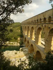 Pont du Gard (© A Gauche du Pont)