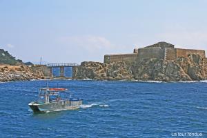 Ancien fort de la Tour Fondue (© Jean Espirat)