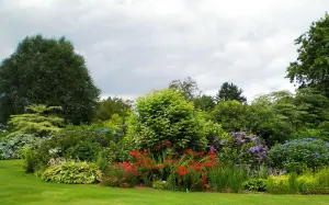 Jardins des Renaudies、Colombiers-du-Plessisの花の公園