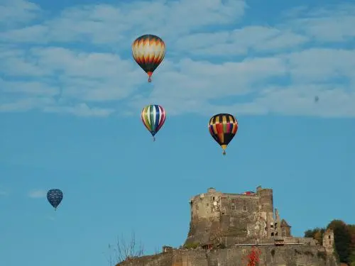 Ballon über der Burg