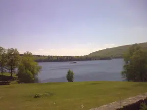 Berg Crozat und Kreuzfahrtschiff