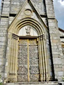 Portail de l'église de Réchésy (© Jean Espirat)